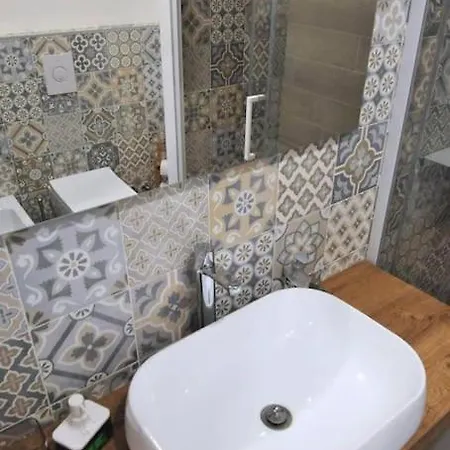 Moderno Design District Daire